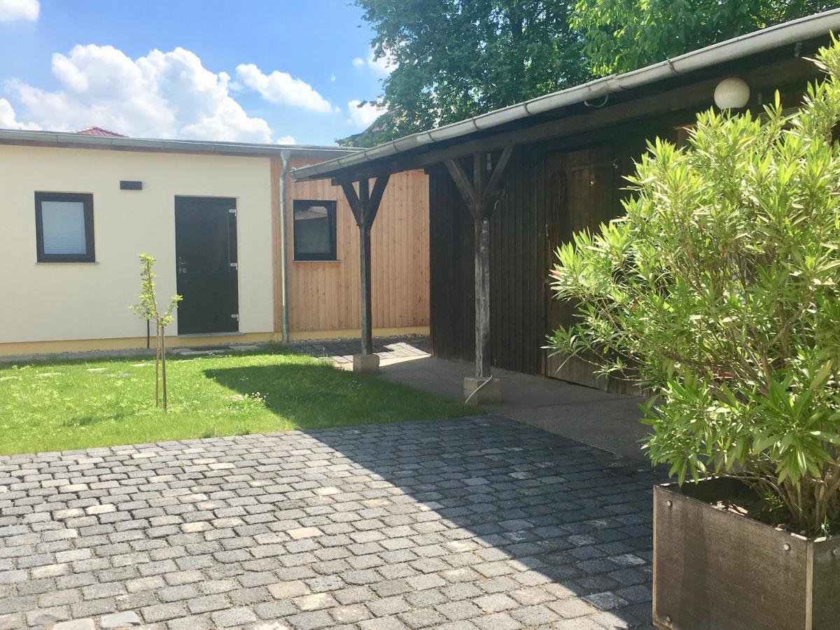 Die Senfbude - Klein Aber Fein - Wunderschoenes Studio-Apartment Mit Terrasse Und Stellplatz Leipzig Buitenkant foto
