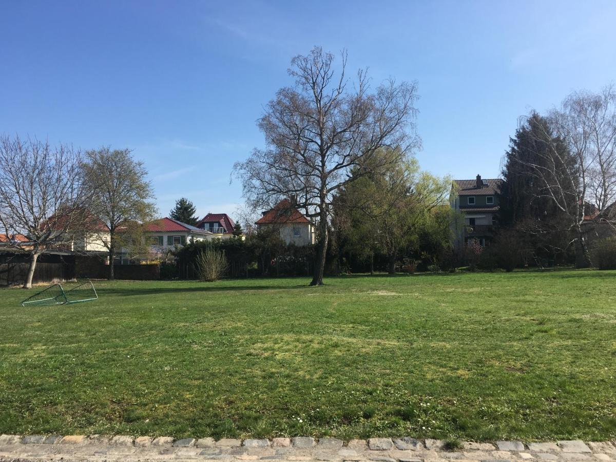 Die Senfbude - Klein Aber Fein - Wunderschoenes Studio-Apartment Mit Terrasse Und Stellplatz Leipzig Buitenkant foto